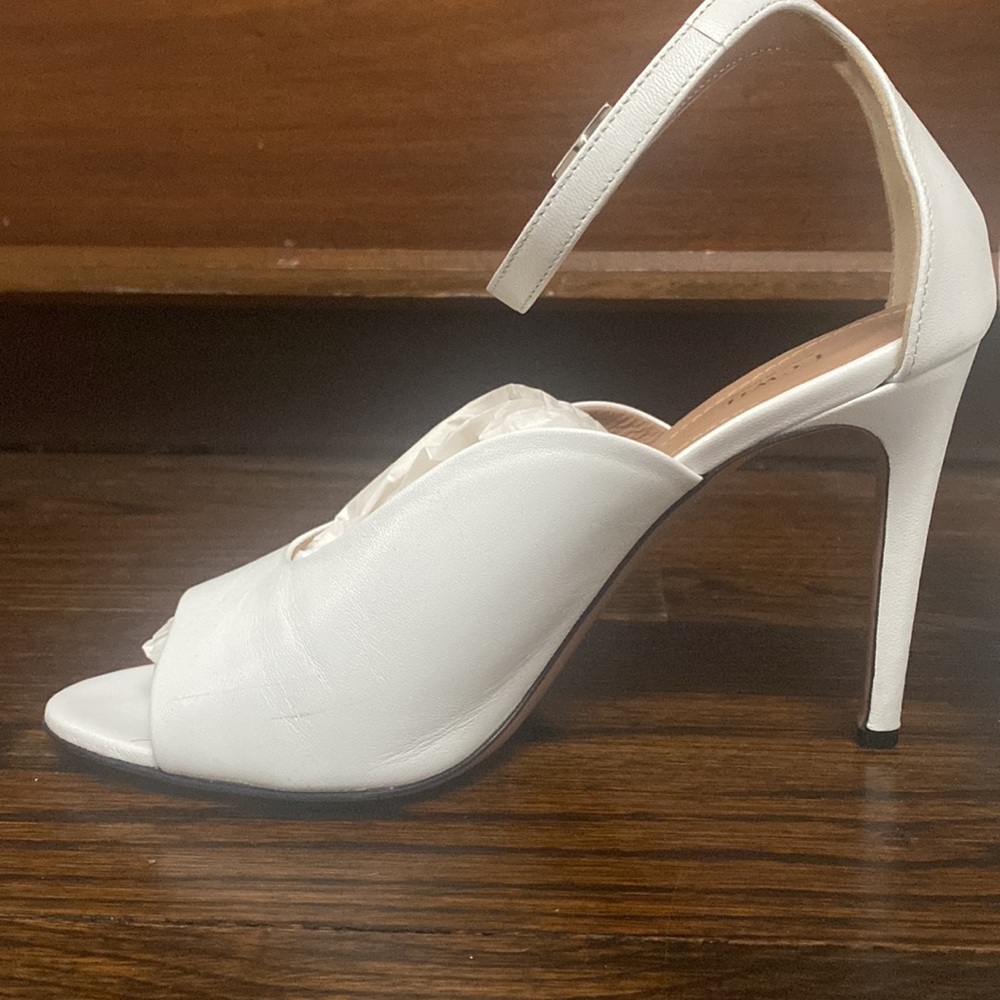 Lewin White Leather Heel - Picture 2 of 8